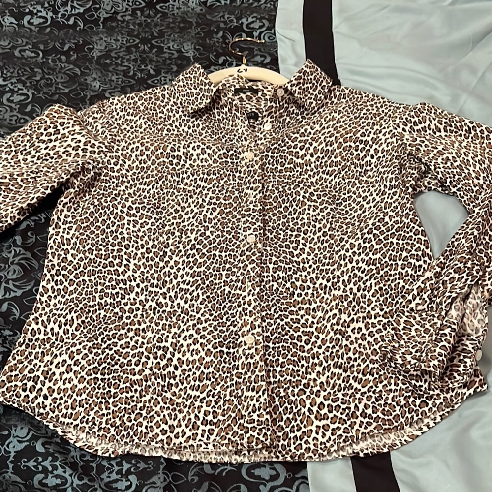 Talbots Kids Brown Leopard Button Down Shirt, size 8P